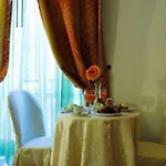 Giusy 호텔 4*