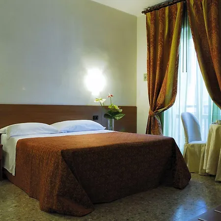 Hotel Giusy 4*
